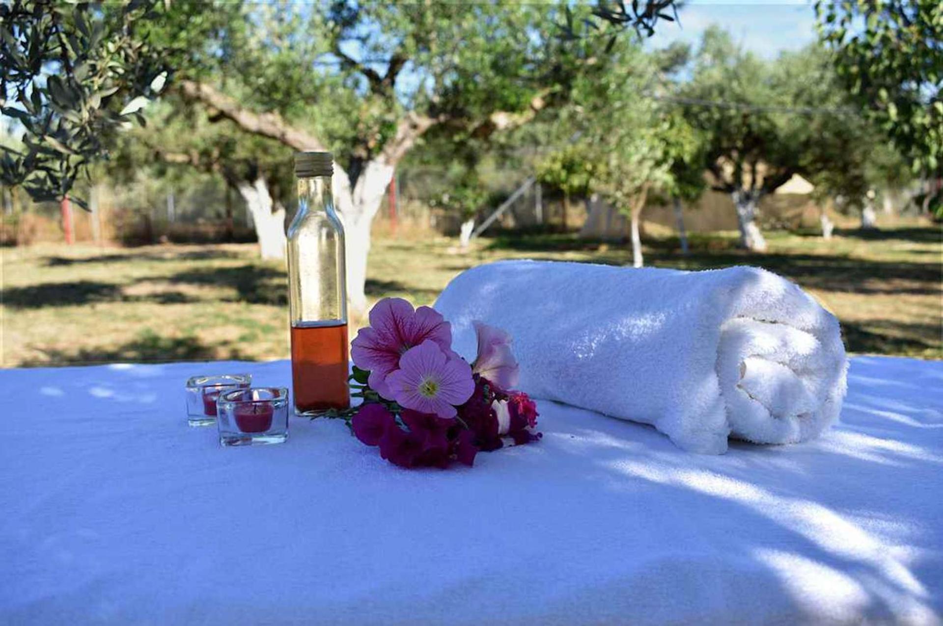 Glamping At A Lovely Tent In Skiaxtro- Marathopoli Villa ภายนอก รูปภาพ